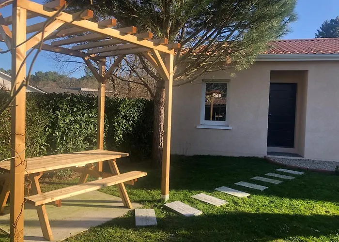 D'hotes Les Bacquerins Gæstehus 3*